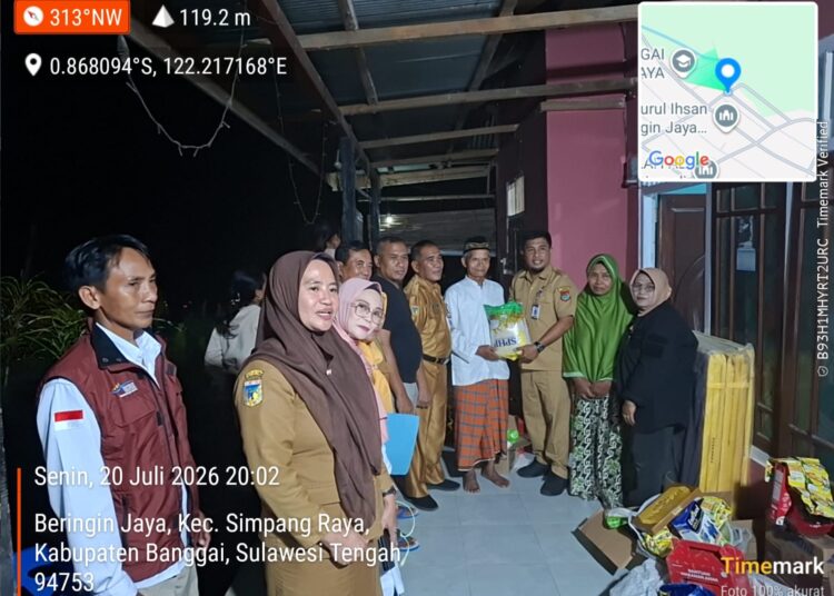 Respons Cepat Kadis Sosial Hariadi Bola, Korban Kebakaran di Simpang Raya Terima Bantuan Pemkab Banggai