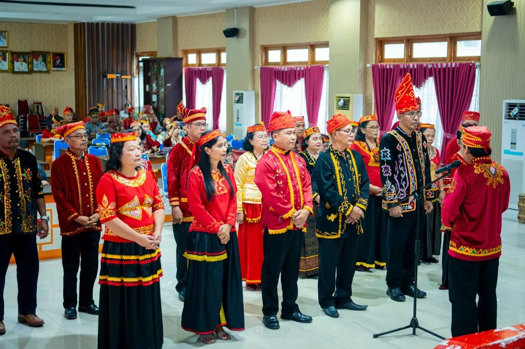 Permippos Resmi Dikukuhkan,  Pemda Beri Apresiasi atas Kemajemukan Budaya