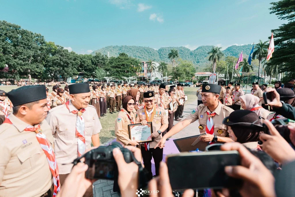 Bupati Amirudin Pimpin Upacara Peringatan Hari Pramuka ke-65