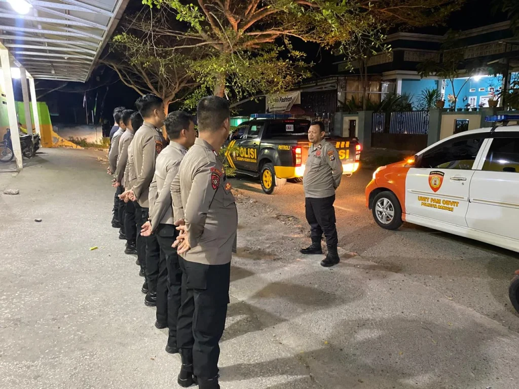 Polresta Banggai Sinergi Padamkan Karhutla di Huhak Kecamatan Pagimana