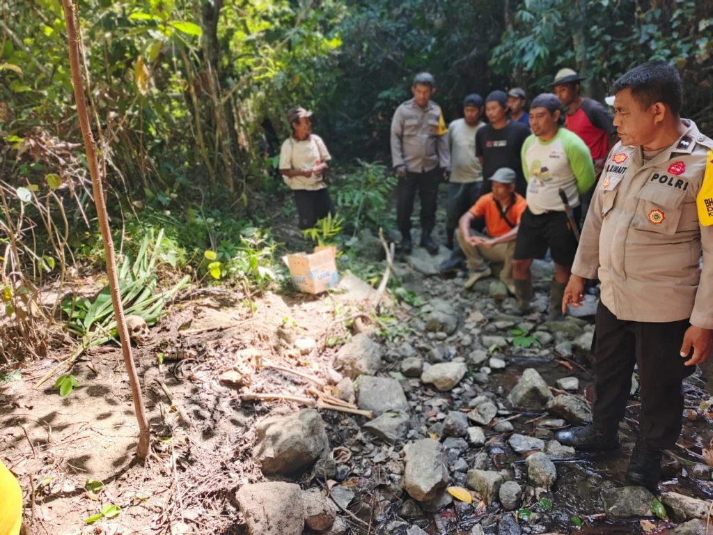 Seorang Petani Temukan Kerangka Manusia