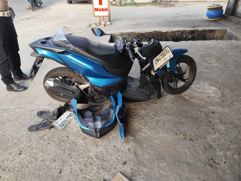 Pelajar 15 Tahun Tewas dalam Lakalantas di Luwuk Utara, Motor Tabrak Angkot