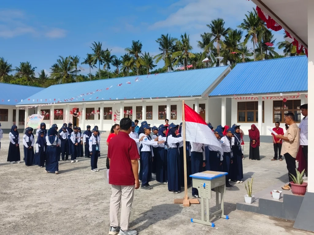 Langkah Perdana Kepemimpinan Siswa, OSIS SMP Negeri Mirqan Resmi Dilantik