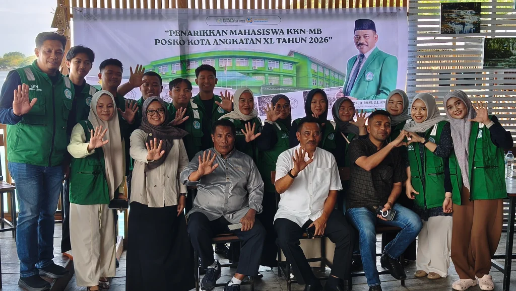 Pesan Tegas Rektor Unismuh Luwuk untuk Mahasiswa: Era Digital Bukan Tempat untuk Bekerja Sendiri