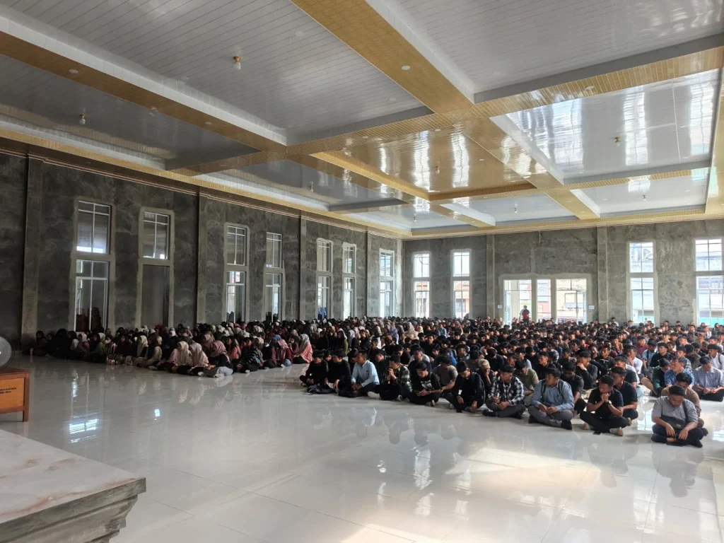 Unismuh Luwuk Menyambut Generasi Baru