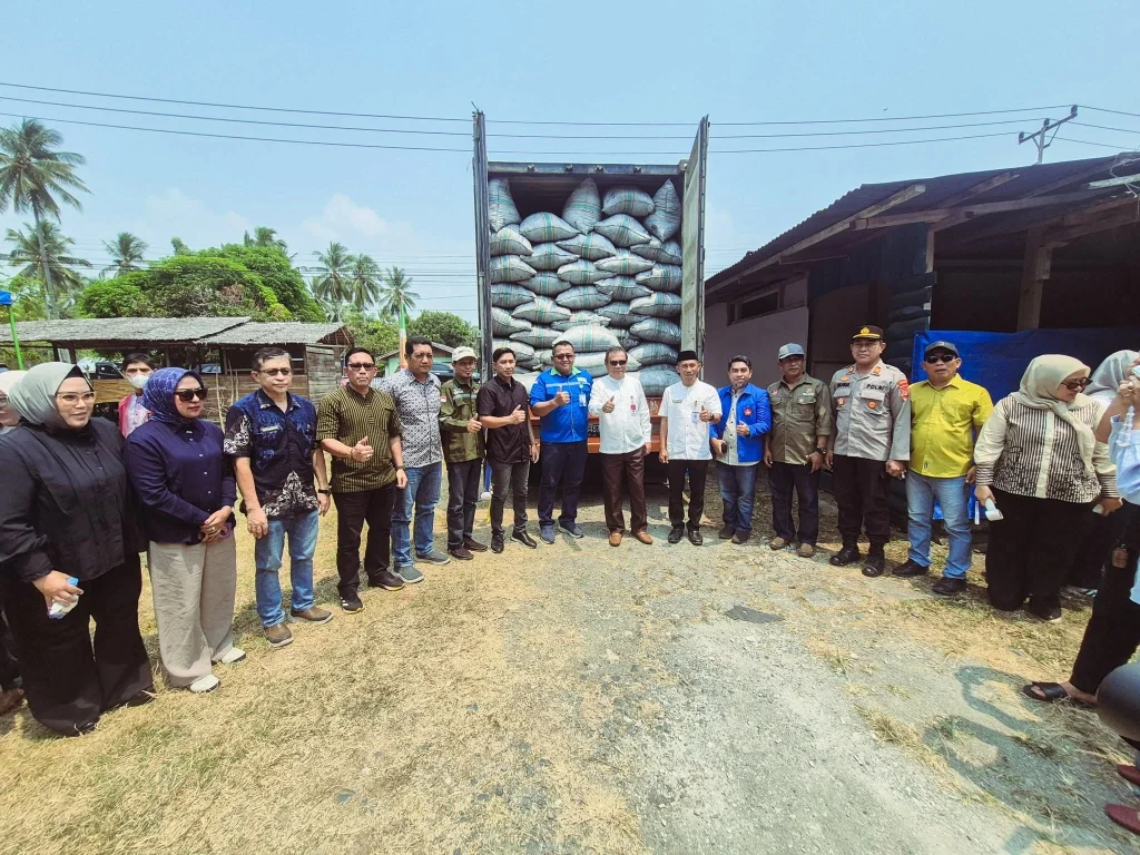 Sinergi Pemda Banggai dan BUMDes Kuatkan Usaha Arang Kelapa