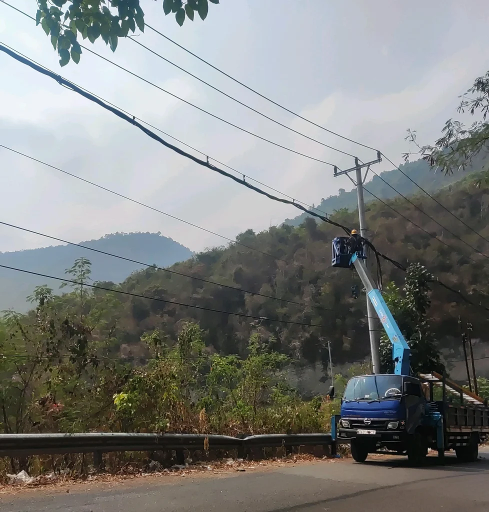 PLN UP3 Luwuk Percepat Pemulihan Listrik Nuhon